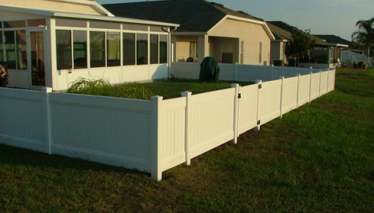 Tampa Vinyl Fence Contractor
