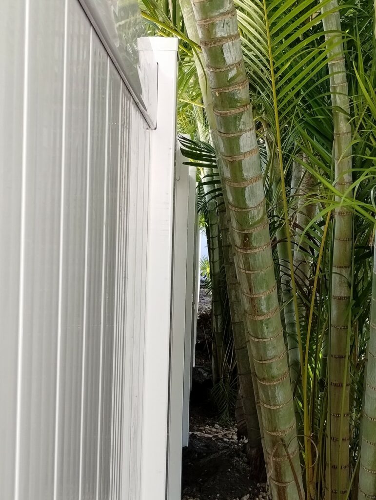 Tampa Vinyl Privacy Fence Installation