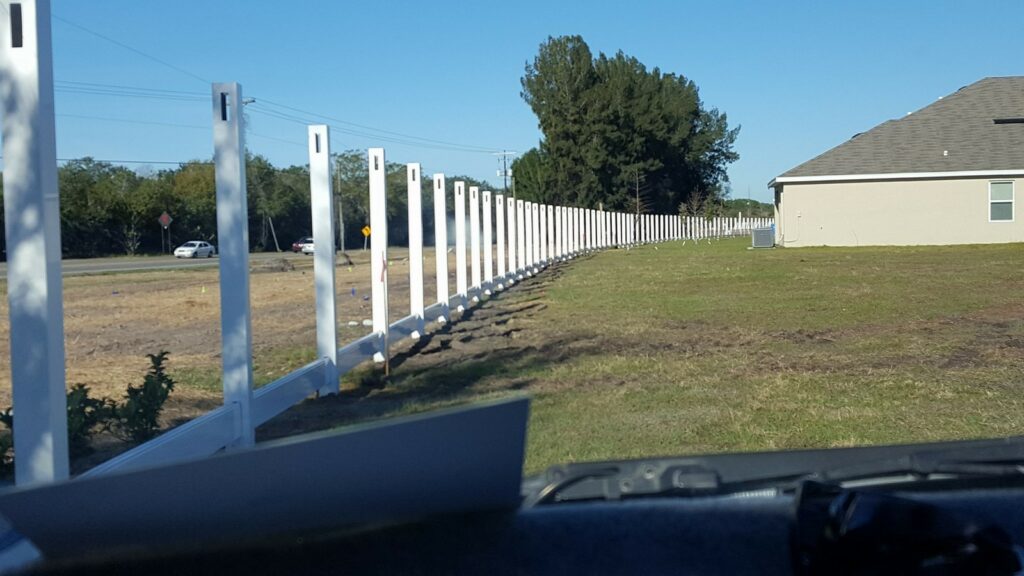 Vinyl Privacy Fences Odessa, Florida