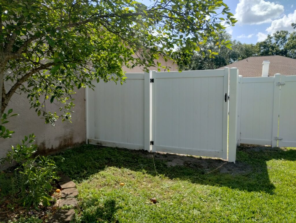 Wesley Chapel 6ft high privacy Fences