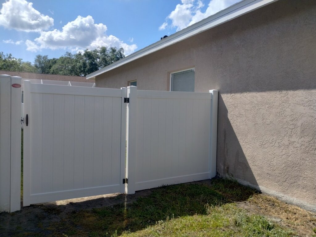 Wesley Chapel 6ft high privacy Fences