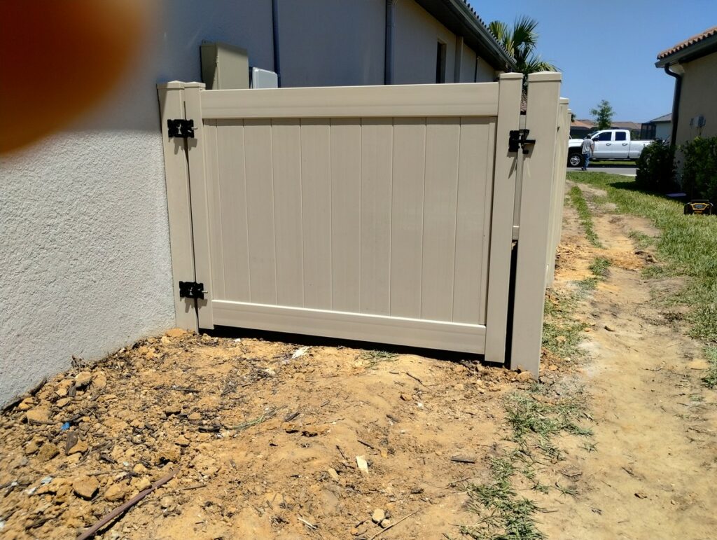 Wesley Chapel Tan Vinyl Privacy Enclosure