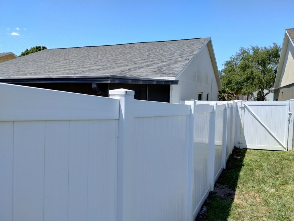 Wesley Chapel Vinyl Fence Repair
