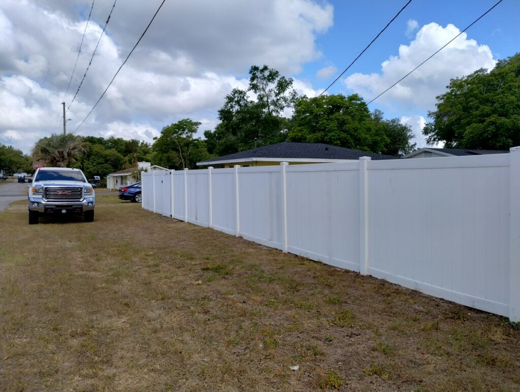 Zephyrhills Vinyl Privacy Fence Repair