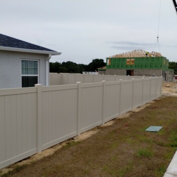 6ft Tan Vinyl Privacy Fence in San Antonio FL 6ft Tan Vinyl Privacy Fence in San Antonio FL