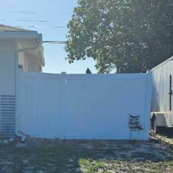 Vinyl PVC Privacy Fence Gate Install in Lutz Vinyl PVC Privacy Fence Gate Install in Lutz